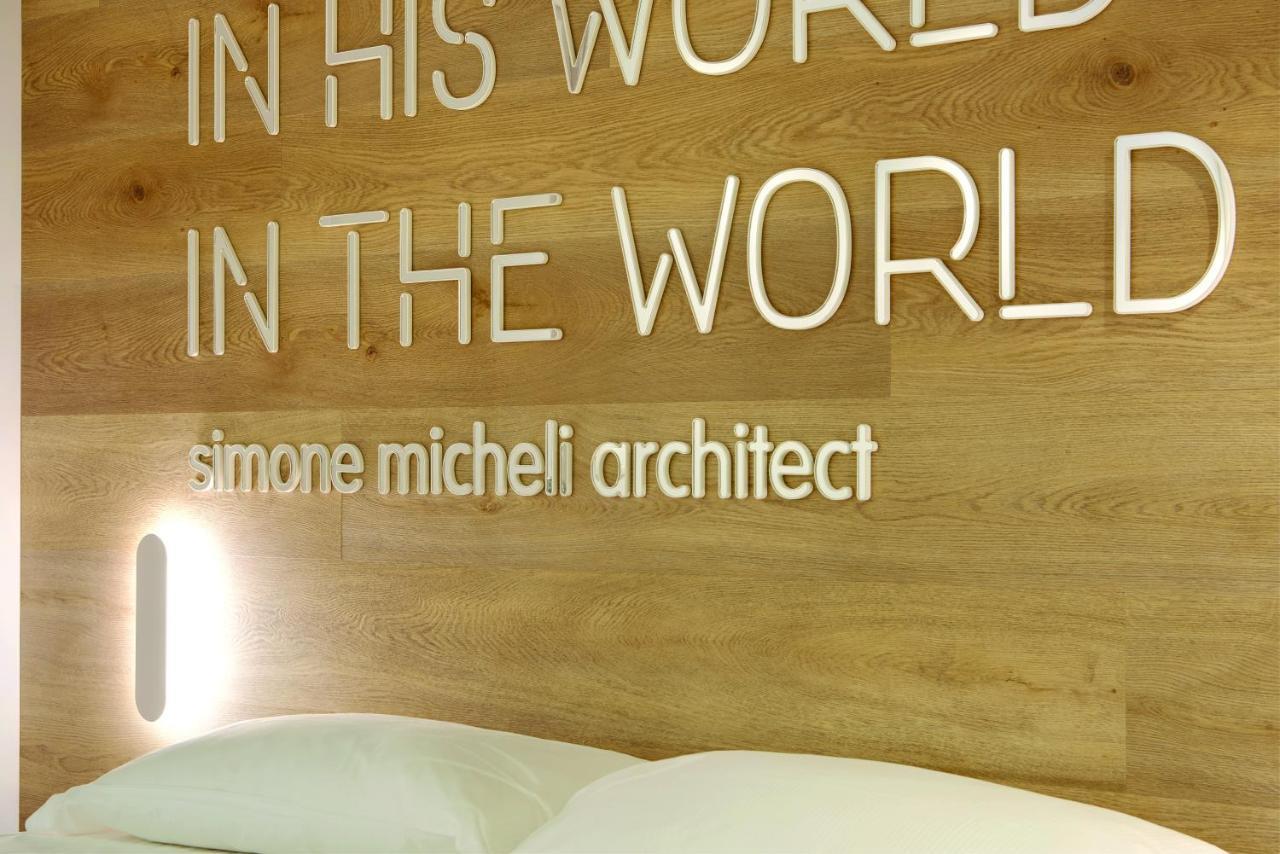 Youme Design Place Hotel Триест Екстериор снимка