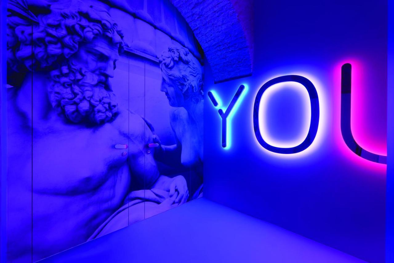 Youme Design Place Hotel Триест Екстериор снимка